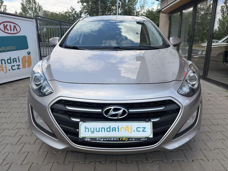 Hyundai i30 (2015) 1.6-NÍZKÁ SPOTŘEBA-AUT-SENZORY - fotka 5 z 29