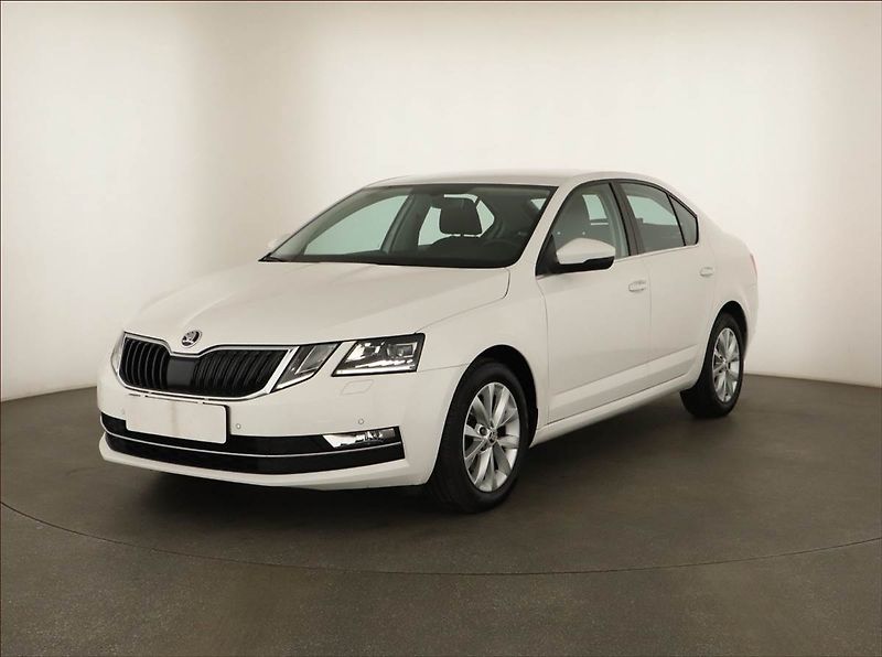 Škoda Octavia (2019) Style 1.5 TSI, Serv.kniha - fotka 2 z 14