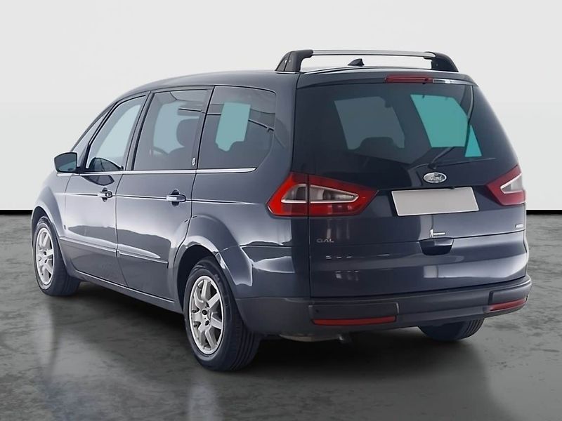 Ford Galaxy (2006) Ghia 2.0 TDCi, 7 míst - fotka 4 z 20