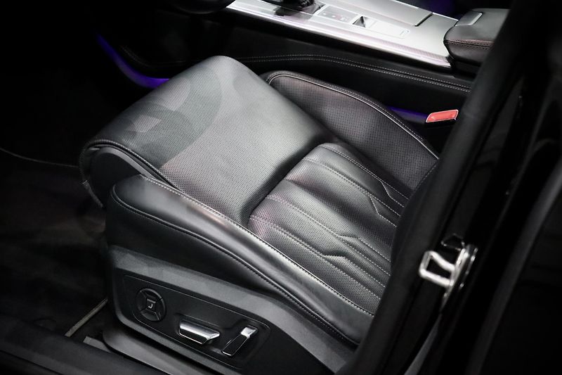 Audi A7 55 TFSI 3.0 V6 quattro S line - fotka 17 z 60