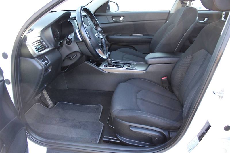 Kia Optima (2019) 1.6 CRDI 100kW automat servisk - fotka 28 z 30