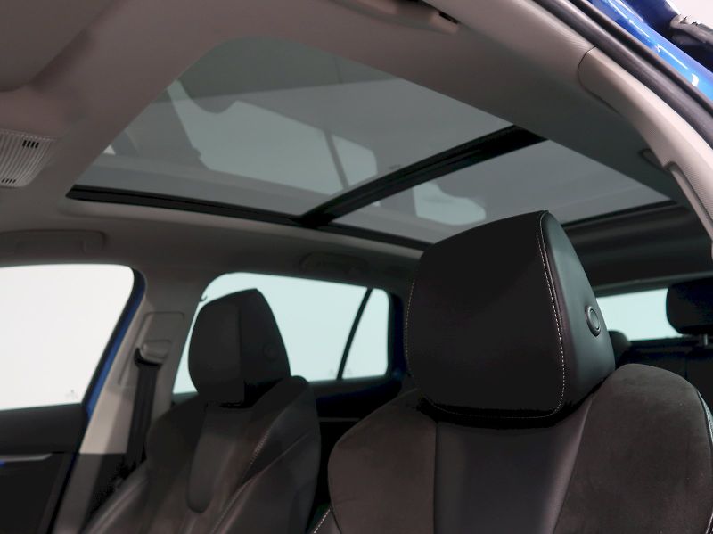 Škoda Octavia (2024) TOP SELECTION 1.5TSI 110KW - fotka 15 z 40