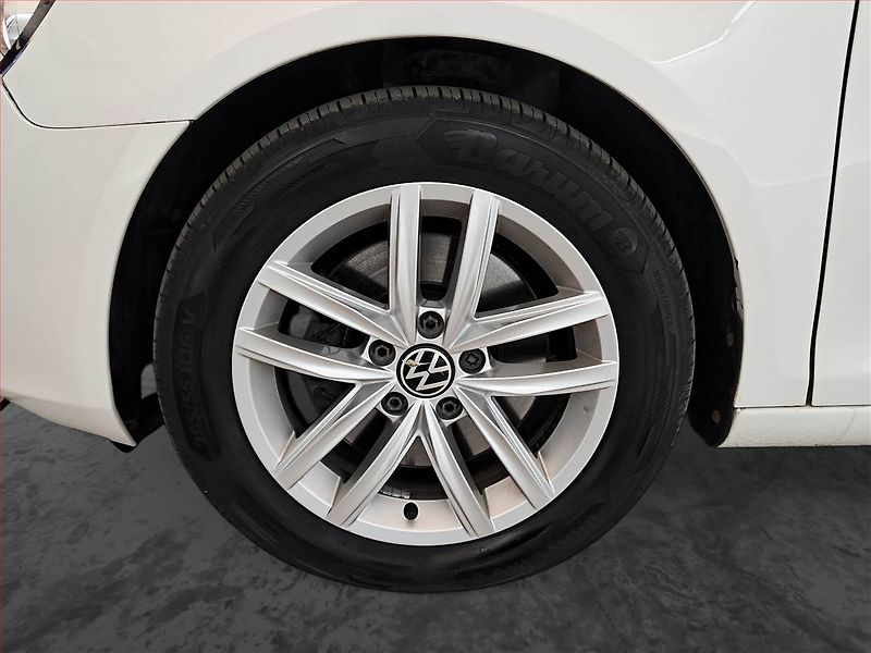 Volkswagen Golf (2010) 1.6 TDI, 4X4, Tempomat - fotka 15 z 16