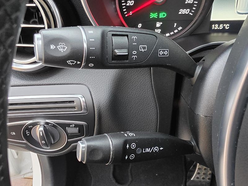 Mercedes-Benz GLC 350CDi 190kW 4MATIC*PANORAMA* - fotka 20 z 53