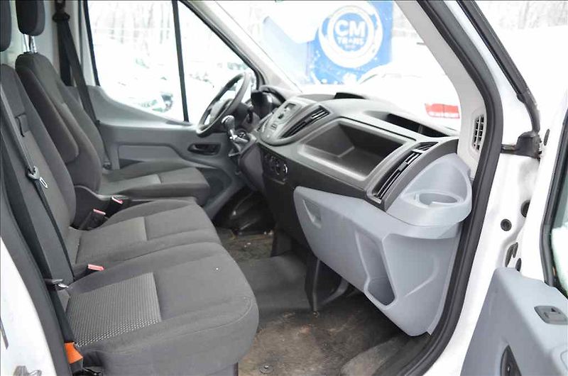 Ford Transit (2016) 2,0 TDCI - fotka 10 z 16