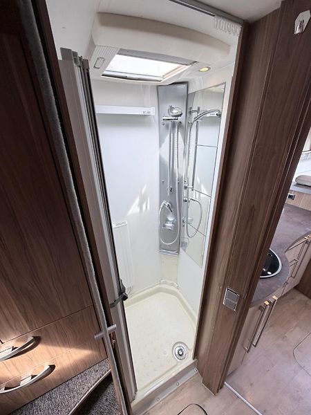 Pilote (2012) G832XLG Explorateur - fotka 22 z 34
