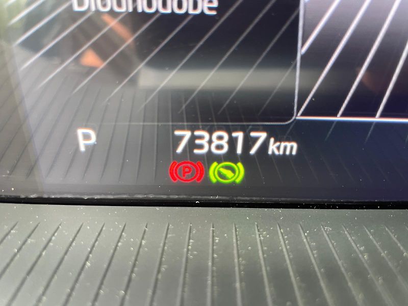 Škoda Karoq 1,5TSi DSG - fotka 37 z 44