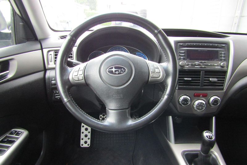 Subaru Forester (2009) 2,5 XT 5MT 169 kW ČR 1. maj. - fotka 10 z 24
