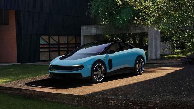 První plně elektrické Ferrari Luce.