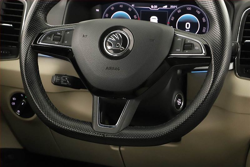 Škoda Karoq (2019) Style 1.5 TSI - fotka 8 z 20