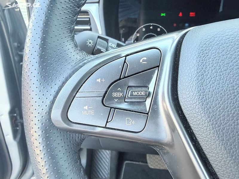 SsangYong Tivoli Grand 1.5 GDI Style Plus - fotka 22 z 33