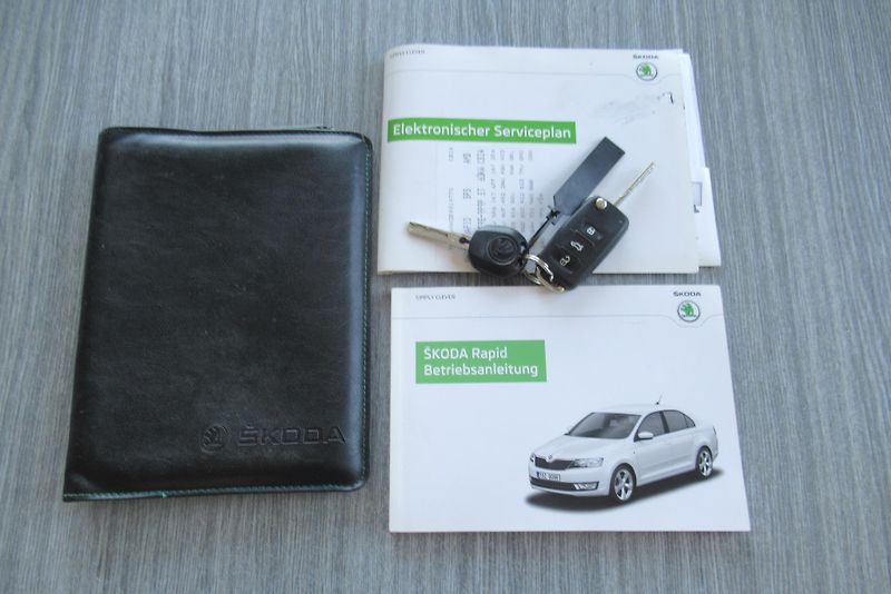 Škoda Rapid 1.2 TSi AUT. KLIMA TEMPOMAT - fotka 17 z 17