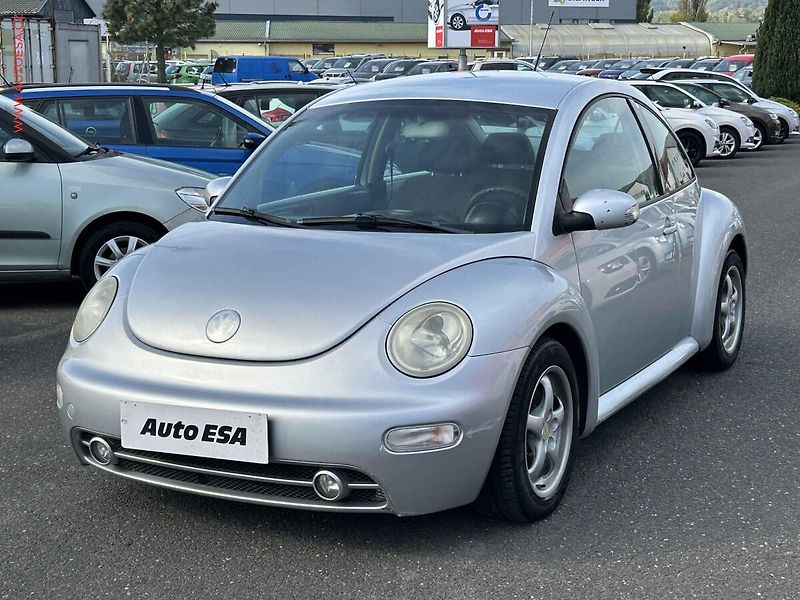 Volkswagen New Beetle (2003) 1.8T, AC, el. výbava - fotka 3 z 13