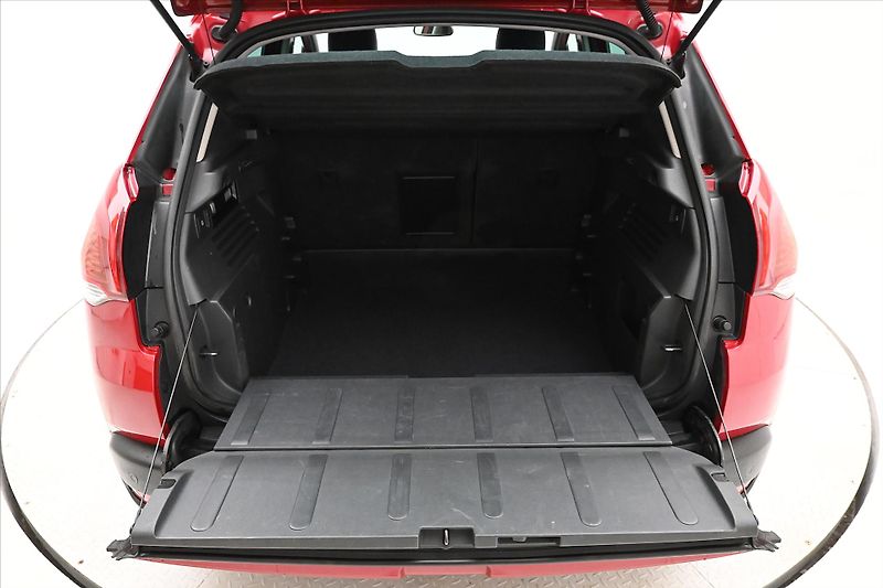 Peugeot 3008 1,6 HDI 84 kW ALLURE Záruka až - fotka 10 z 30