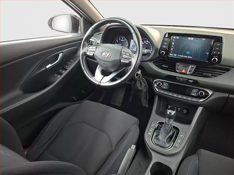 Hyundai i30 (2019) 1.4 T-GDI, Automat, Serv.kniha - fotka 7 z 23