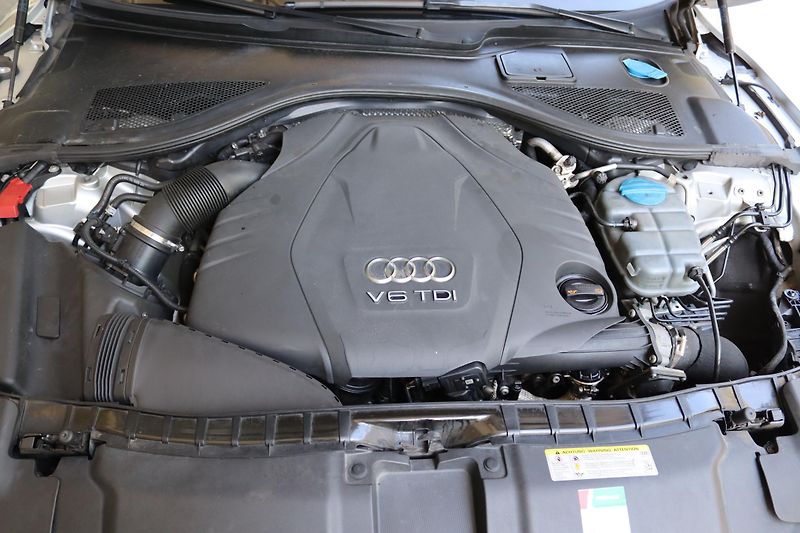 Audi A7 3.0TDI V6 QUATTRO 180kW DPH - fotka 50 z 50