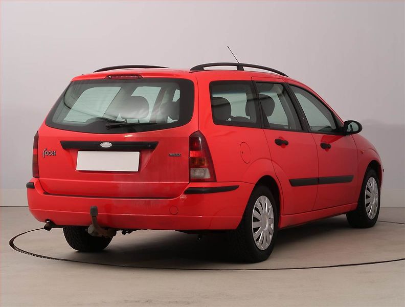 Ford Focus (2003) 1.8 TDDi, po STK, Tažné, Klima - fotka 5 z 14