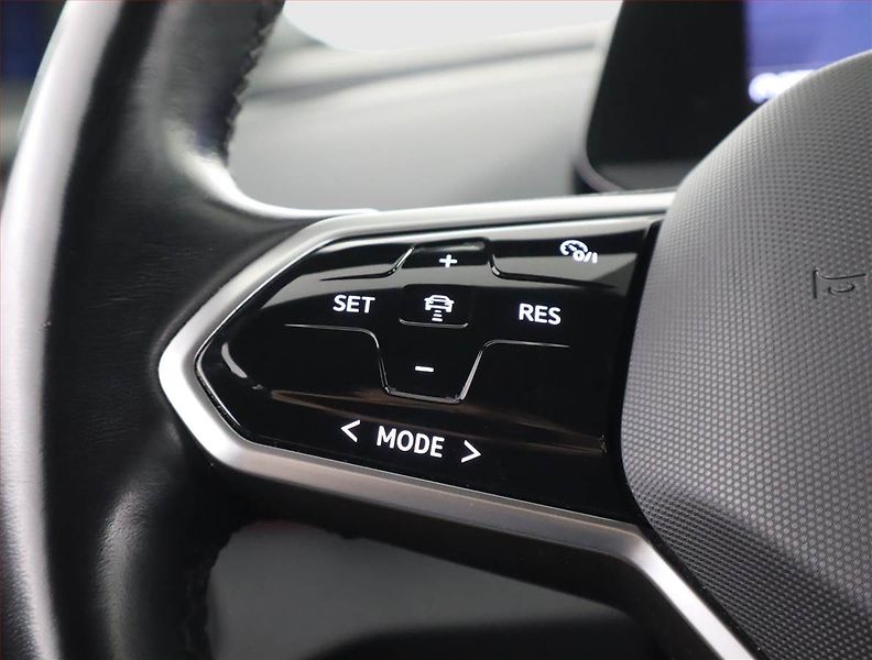 Volkswagen ID.4 (2020) 1st (82 kWh), SoH 90% - fotka 16 z 25