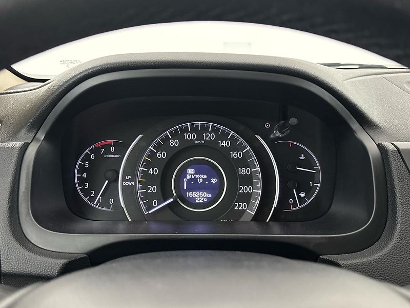 Honda CR-V Executive 4WD - fotka 11 z 31