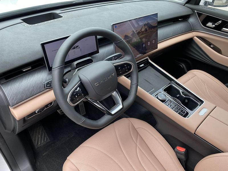 Chery Ostatní UNIQUE 1.5 TGDI PHEV - fotka 14 z 34