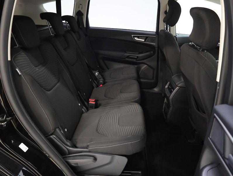 Ford S-MAX (2020) 110kW, manuál, FordPass, servi - fotka 14 z 19