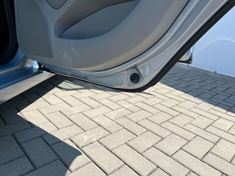 Škoda Octavia (2011) 1.2TSi 77kW! ČR! 2 sady kol! - fotka 26 z 30