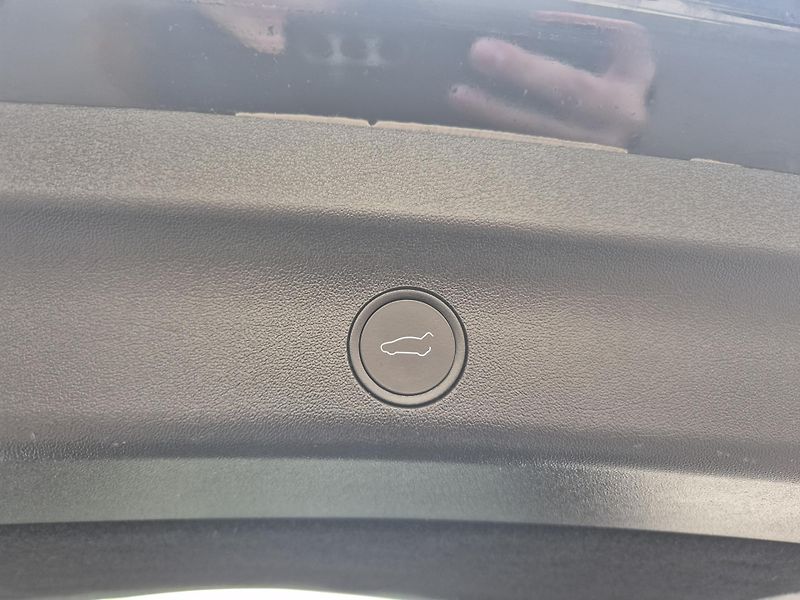 Tesla Model Y LONG RANGE DUAL MOTOR TZ 93,6% - fotka 44 z 48