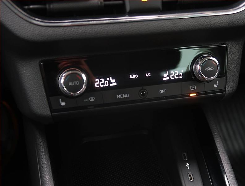 Škoda Scala (2019) Style 1.6 TDI, Serv.kniha - fotka 18 z 23