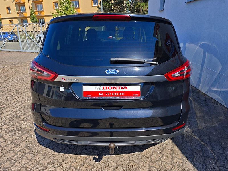 Ford S-MAX (2015) 2.0 TDCI 110kW NAVI 7 míst - fotka 39 z 42