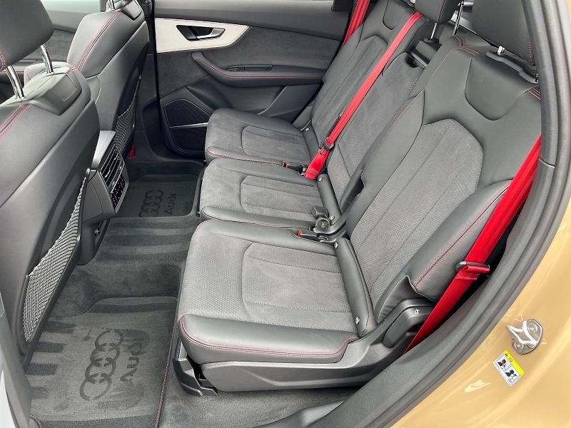 Audi Q7 (2026) 50TDI WEBASTO PANO TAŽNÝ - fotka 12 z 36