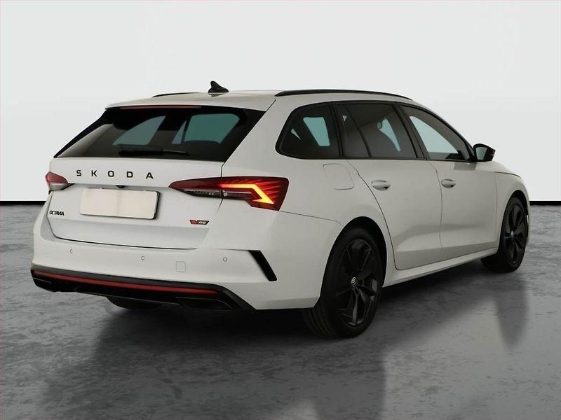 Škoda Octavia (2025) RS 2.0 TSI, RS, Navigace - fotka 5 z 18