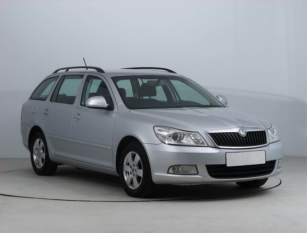 Škoda Octavia 1.6 TDI, Serv.kniha, nová STK