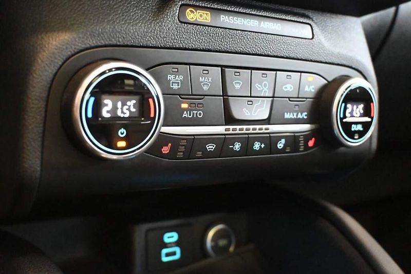 Ford Kuga (2020) 2.5 LED ACC Kamera BO Kamera D - fotka 23 z 38