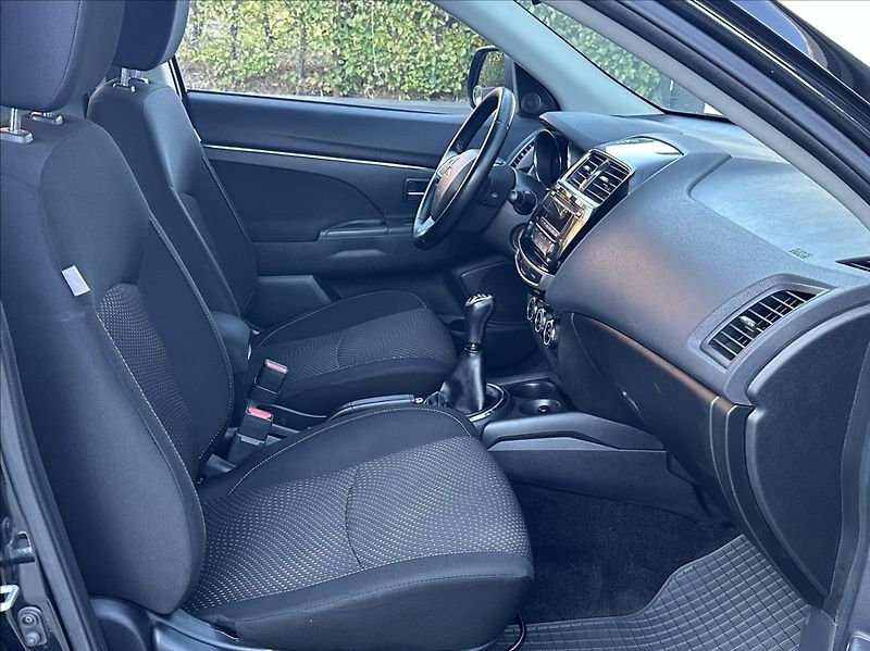 Mitsubishi ASX 1,6 117PS  Invite - fotka 16 z 48