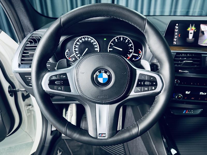 BMW X3 (2021) M40i CZ TOP STAV  - fotka 22 z 43