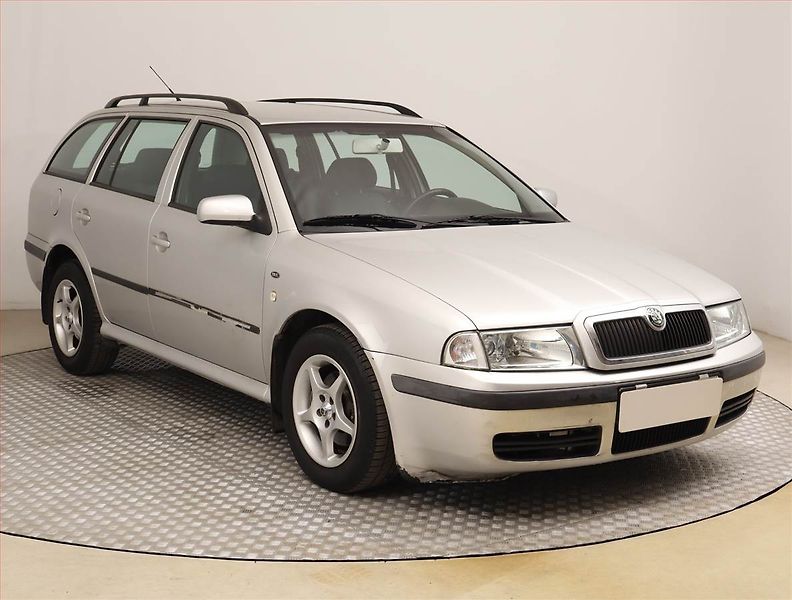 Škoda Octavia (2004) Ambiente 1.9 TDI, po STK - fotografie inzerátu