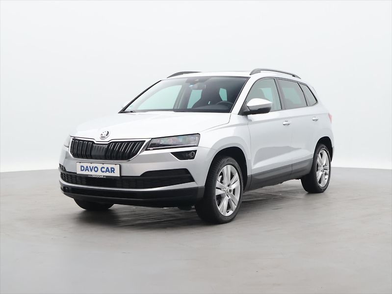 Škoda Karoq 1,6 TDI DSG Style Sport Navi - fotka 3 z 39