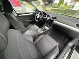 Škoda Superb 2,0 TDi DPH  360° Travel Asist - náhled 33