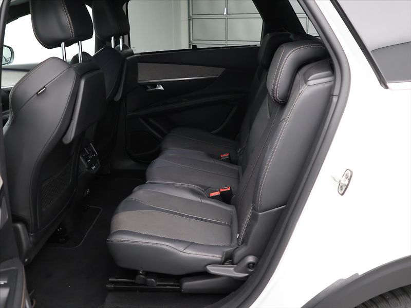 Peugeot 5008 2.0 HDI 130kW GT-line CZ DPH - fotka 15 z 35