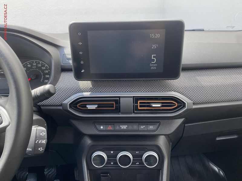Dacia Sandero (2023) 1.0TCe, 2.maj,ČR, LED, AC - fotka 12 z 16