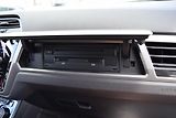 Volkswagen Touran (2016) 1.4TSI 110kw TAŽNÉ 7MÍST WEBAS - náhled 35