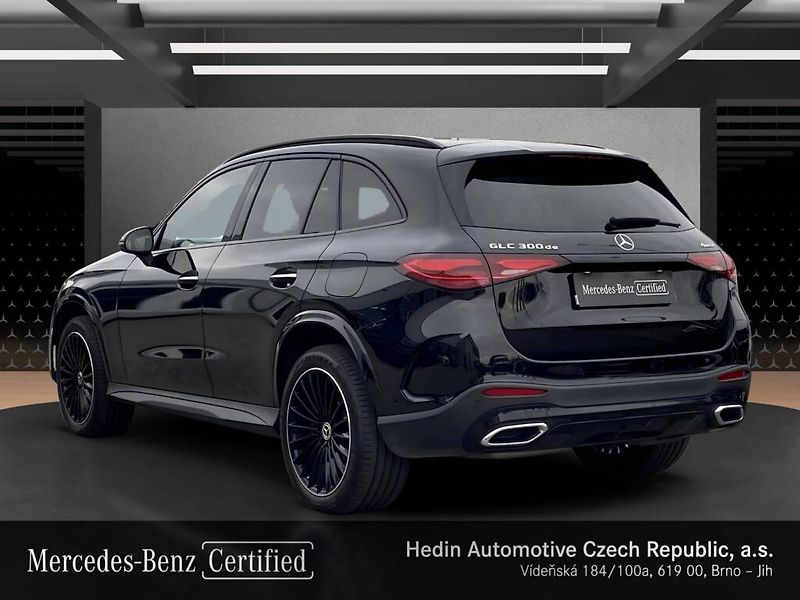 Mercedes-Benz GLC (2025) 300 de 4MATIC - fotka 3 z 28