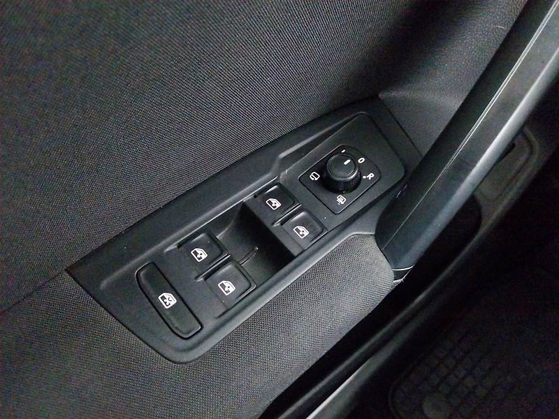 Volkswagen Tiguan (2019) 2.0 TDI, ČR,1.maj, Navi - fotka 18 z 22