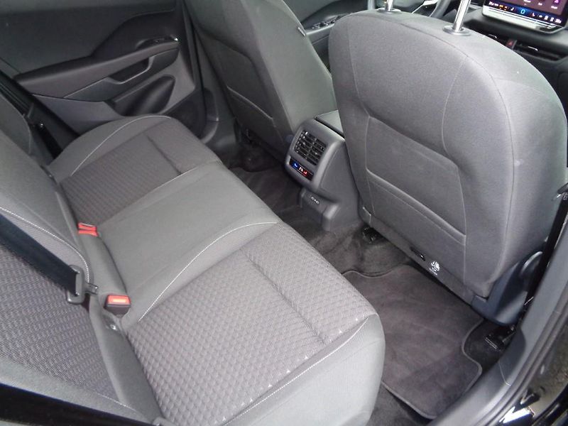 Volkswagen T-Roc 1,5 eTSI 7DSG LIFE  110 KW - fotka 23 z 30