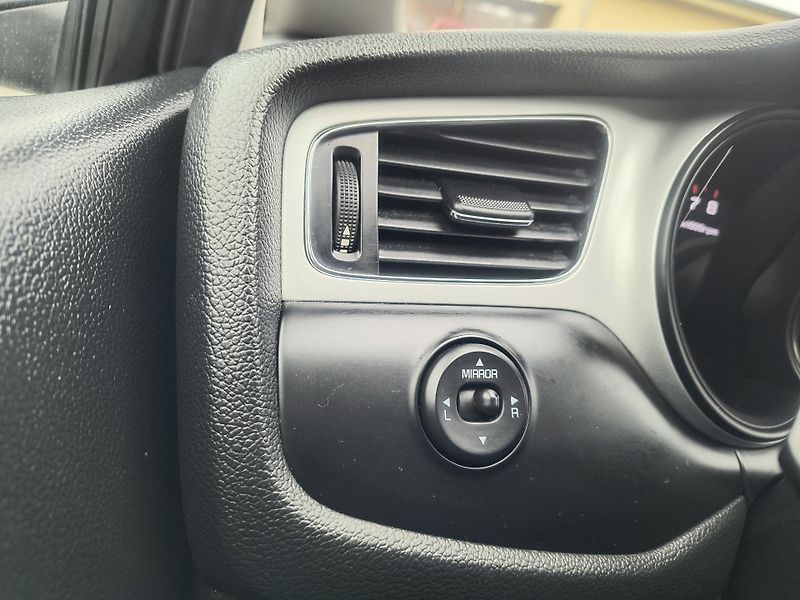 Kia Ceed (2013) 1.6 GDI 99KW/VYHŘ.VOLANT+SEDAD - fotka 30 z 49
