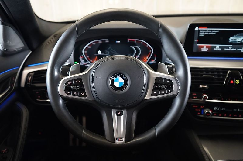 BMW Řada 5 540d xDrive, Tažné, Ventilace - fotka 25 z 49