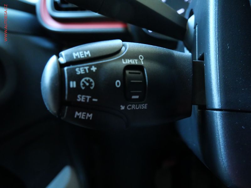Citroën C3 (2022) 1.2PT, 2.maj,ČR, LED, park - fotka 15 z 20