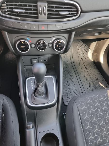 Fiat Tipo (2023) Tipo HB City Cross 1,5T AT-7 - fotka 18 z 18