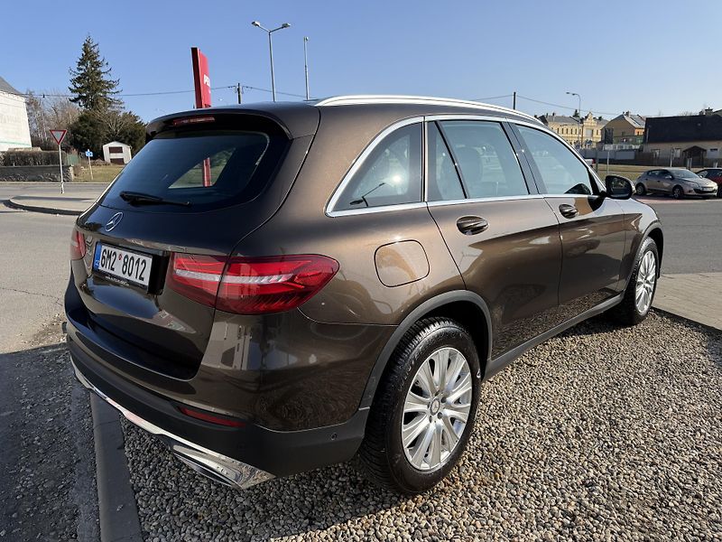 Mercedes-Benz GLC 220d 125kW 4Matic - fotka 7 z 68