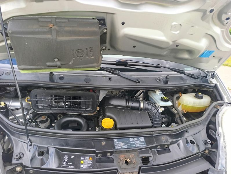Renault Trafic (2011) 2.0 Dci tažné - fotka 12 z 21
